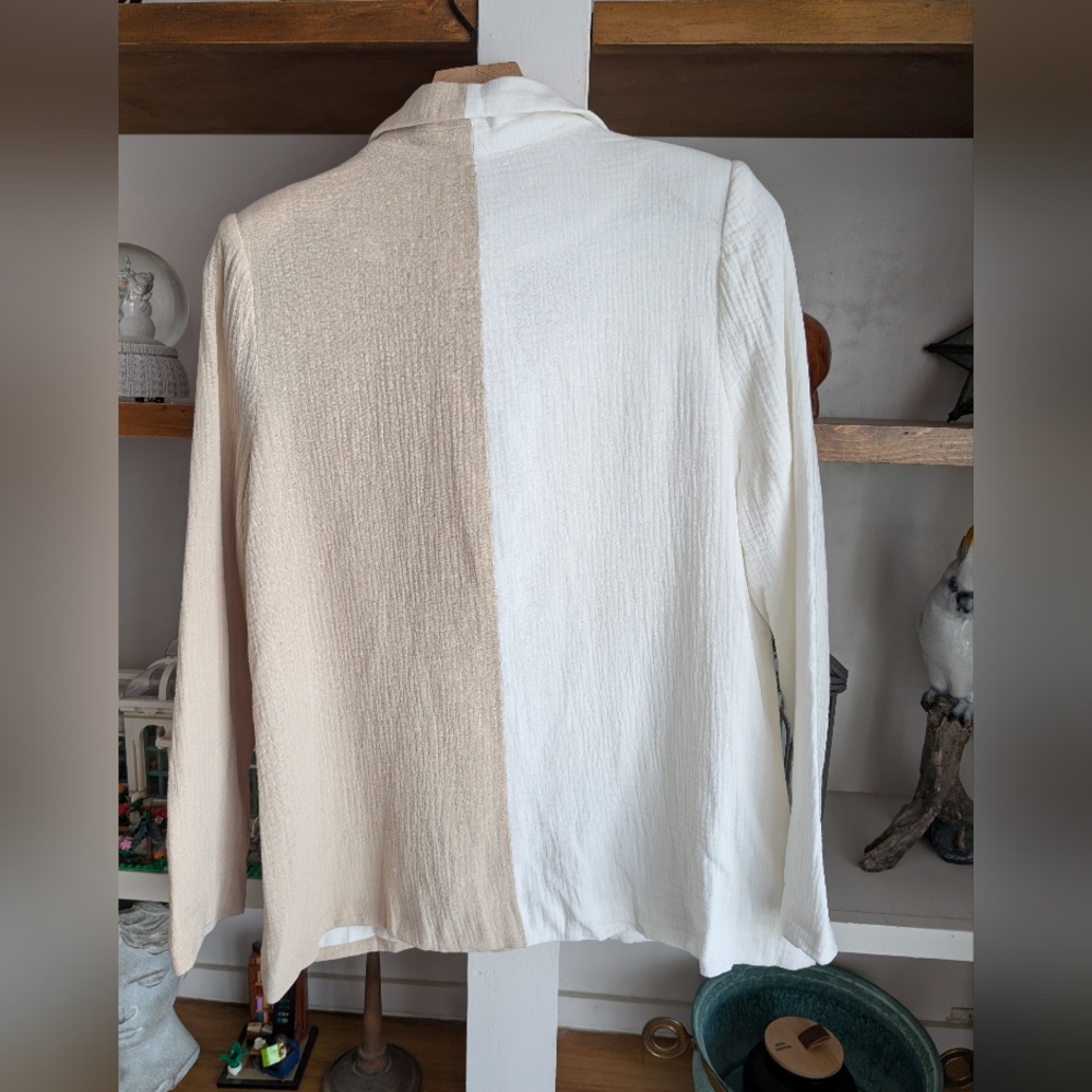 NWT Gilli Cotton Two Tone Tan and White Blazer Padded Shoulders Size Small - Picture 2 of 4